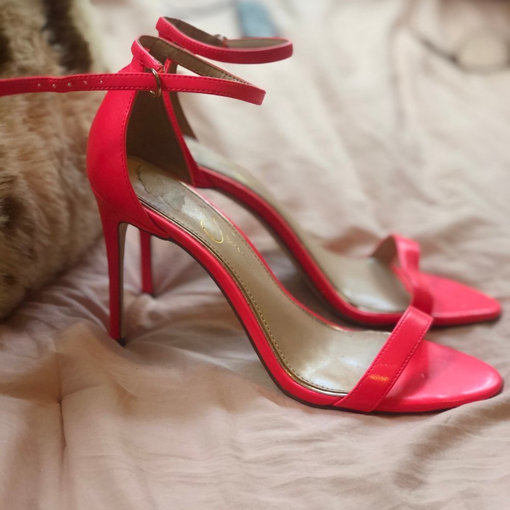 Heels - Picture 2 of 2